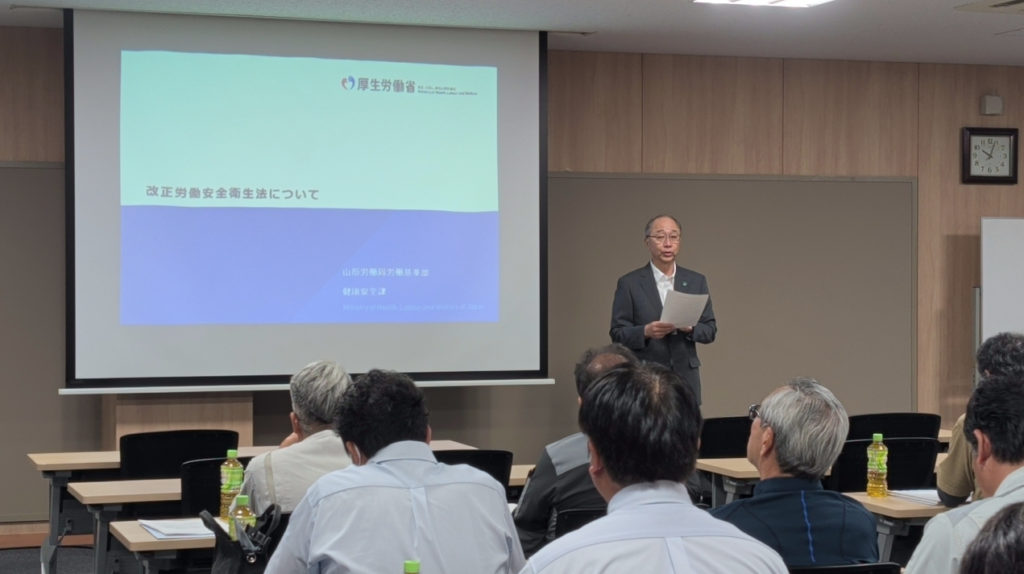 鈴木専務理事 挨拶